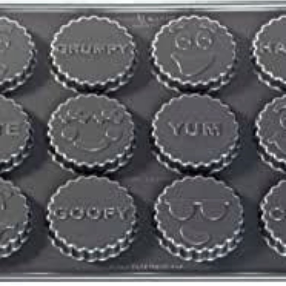 Nordic Ware Funny Face Pan-New & Unused- NWOT - Picture 4 of 4